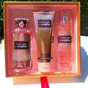 NWT A THOUSAND WISHES Christmas Gift Box Set